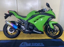 3-12　ニンジャ250　社外マフラー付